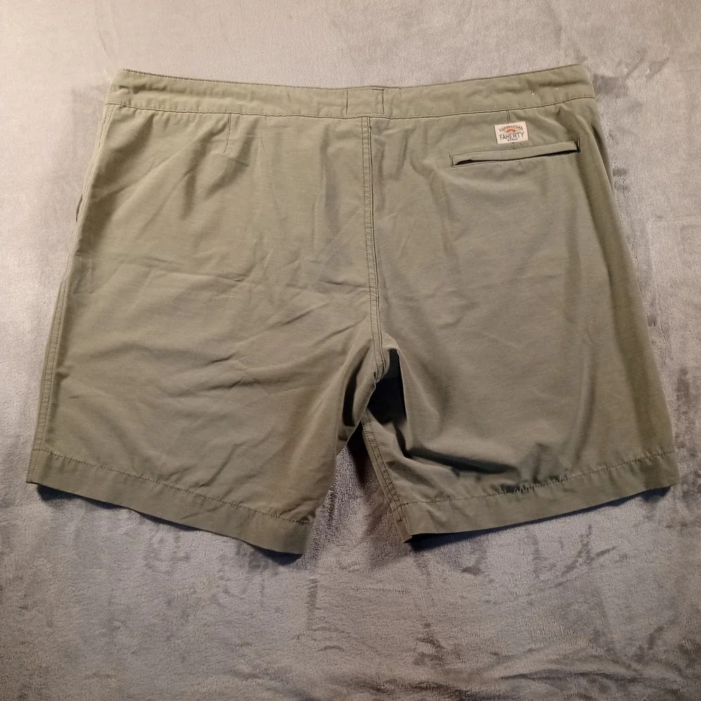 Faherty All Day Shorts Mens 42 Olive Green Hybrid Board Shorts Surf MSC0001-OLV